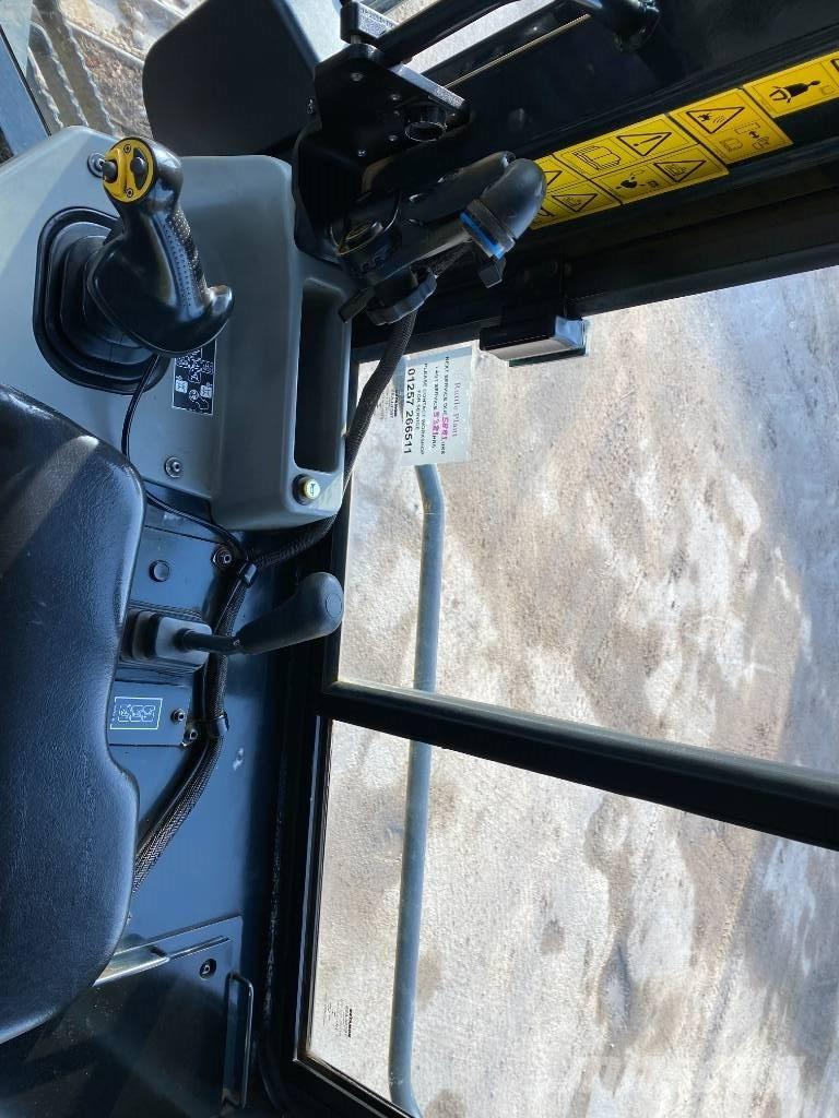 Komatsu D 61 PX-15 Kāpurķēžu buldozeri