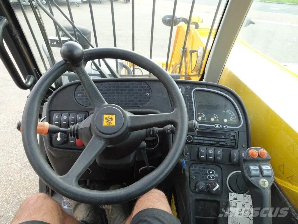 JCB 531-70 AGRI Lauksaimniecības pacēlāji