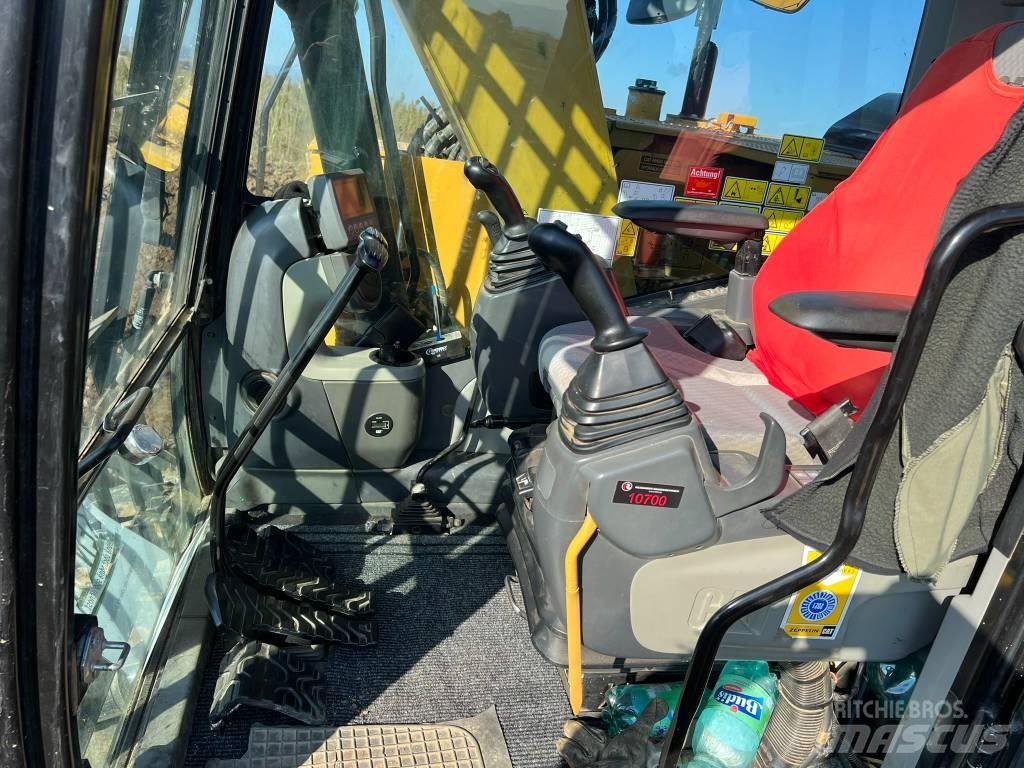 CAT 311 FL Kāpurķēžu ekskavatori