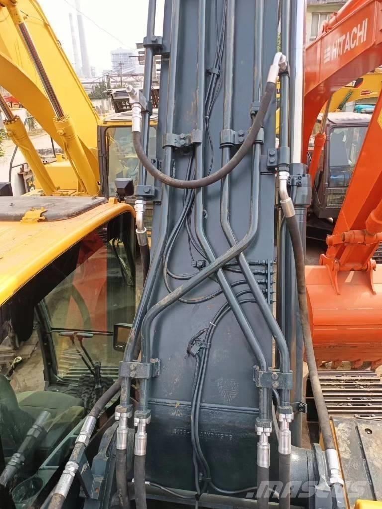 Hyundai 305-9 Kāpurķēžu ekskavatori