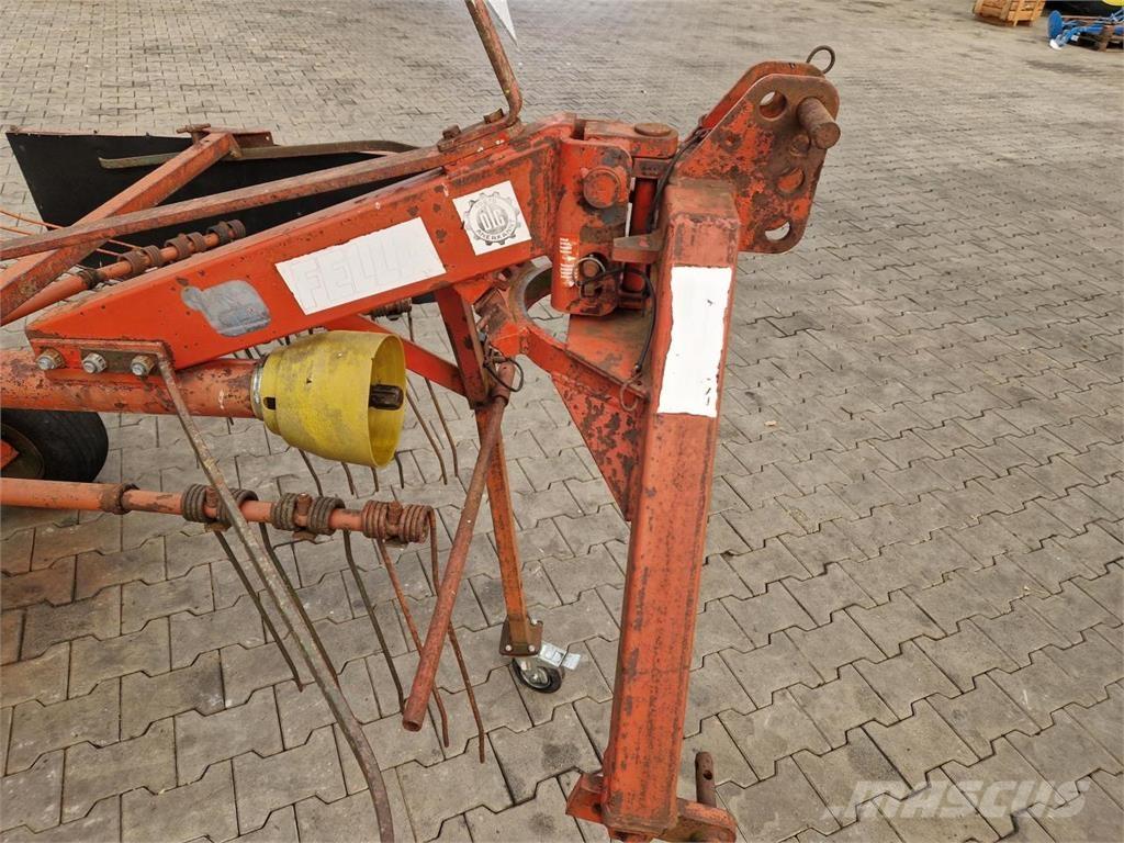 Fella TS 325 Vālotāji