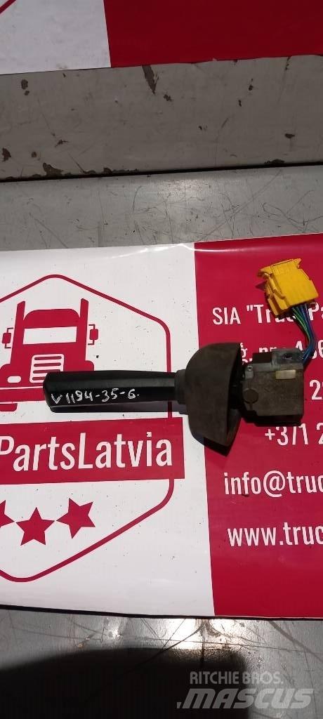 Volvo FH 12.    1624133 Kabīnes un interjers