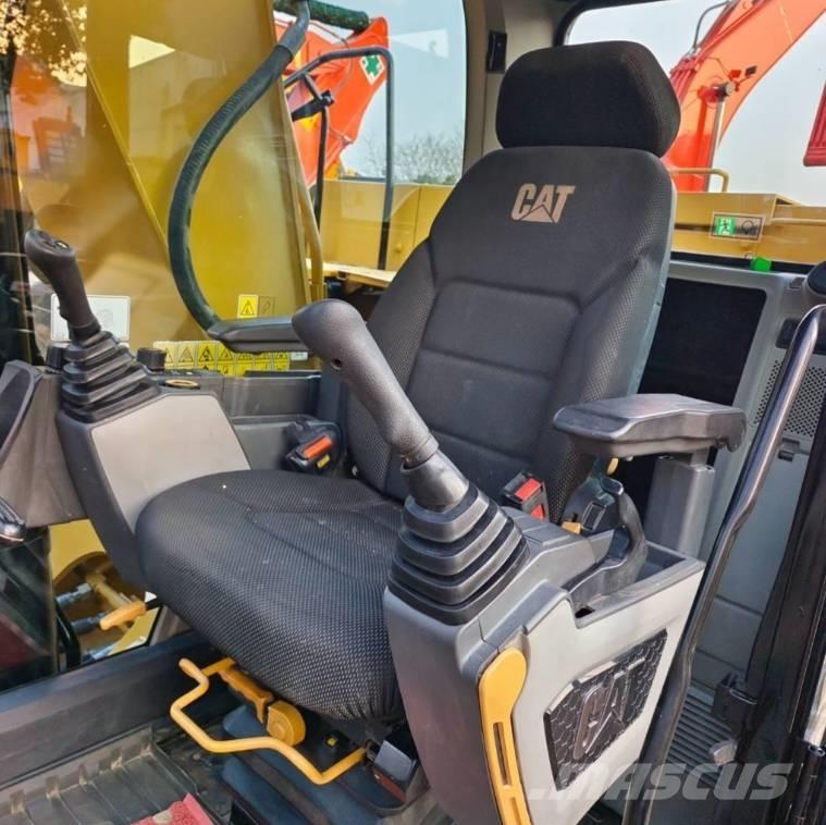 CAT 320 GC Kāpurķēžu ekskavatori