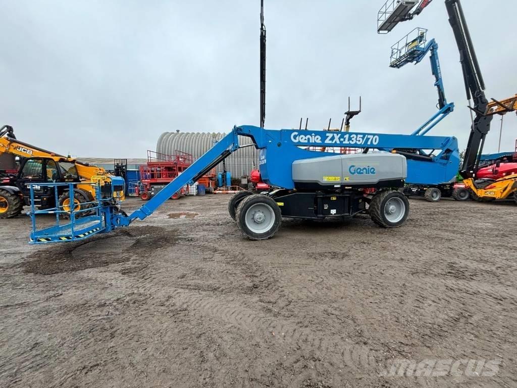 Genie ZX 135/70 Strēles pacēlāji