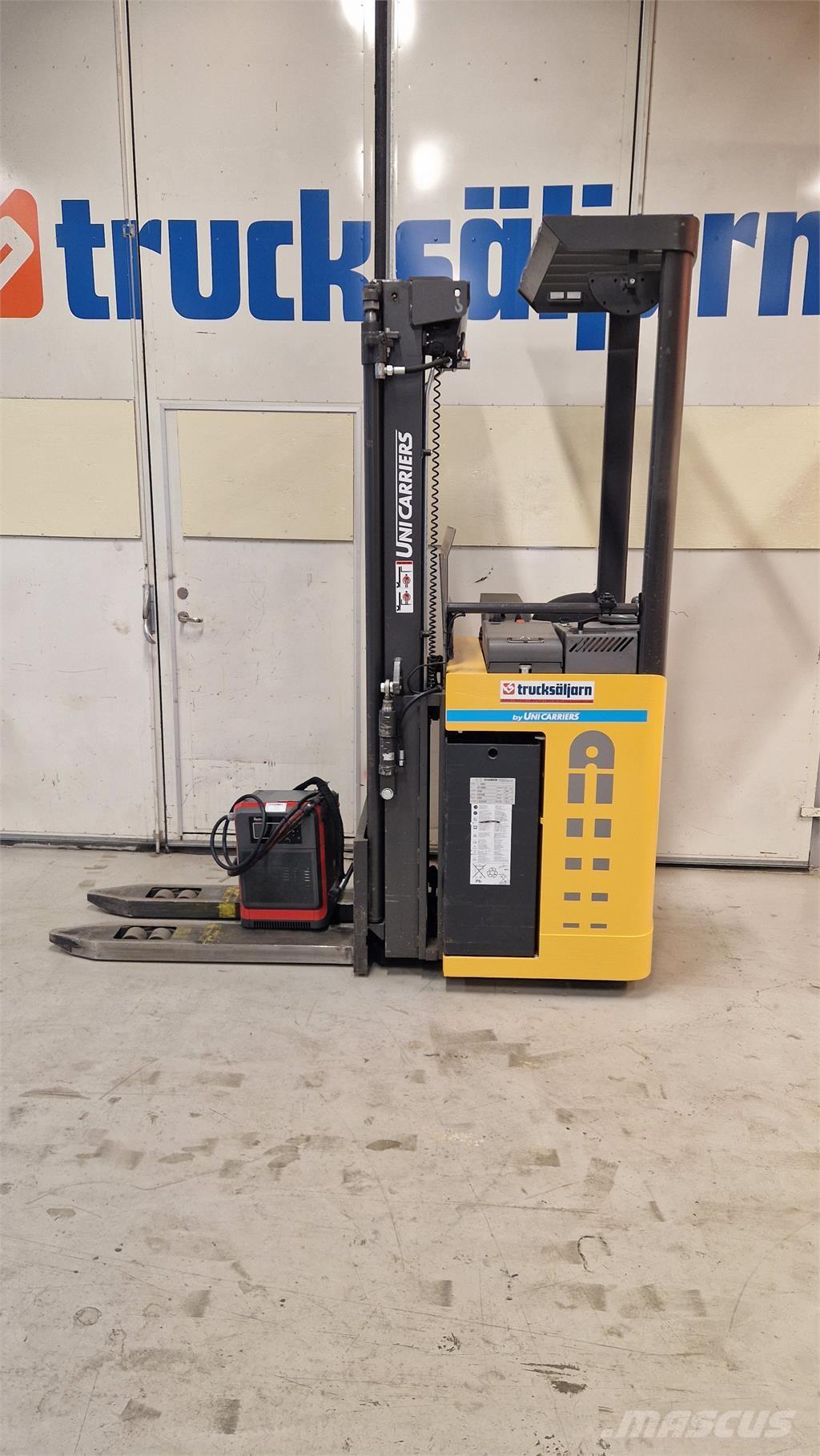 Atlet A160SDTFVHSN Pašgājēji krautnētāji