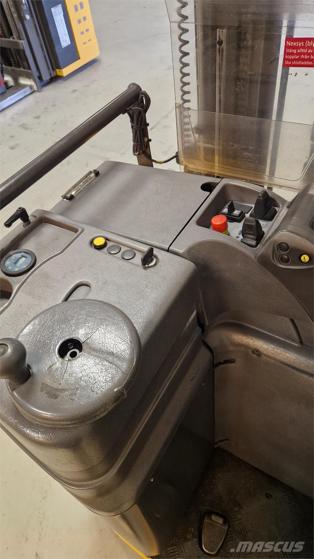 Atlet A160SDTFVHSN Pašgājēji krautnētāji