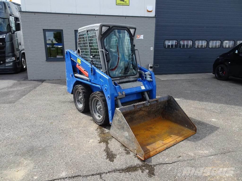 Bobcat S100 Lietoti riteņu kompaktiekrāvēji