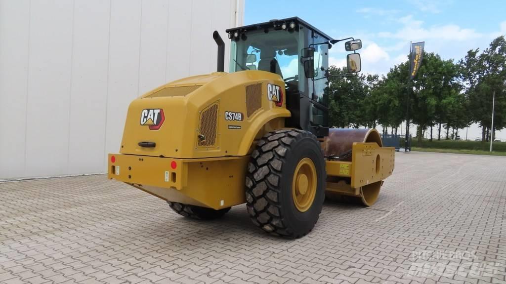 CAT CS 74 B Vienvalča grunts veltņi