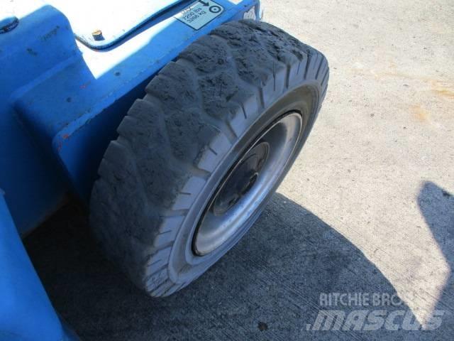 JLG E 400 AJPN (848) Strēles pacēlāji