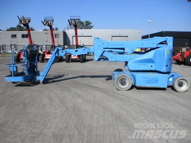 JLG E 400 AJPN (848) Strēles pacēlāji