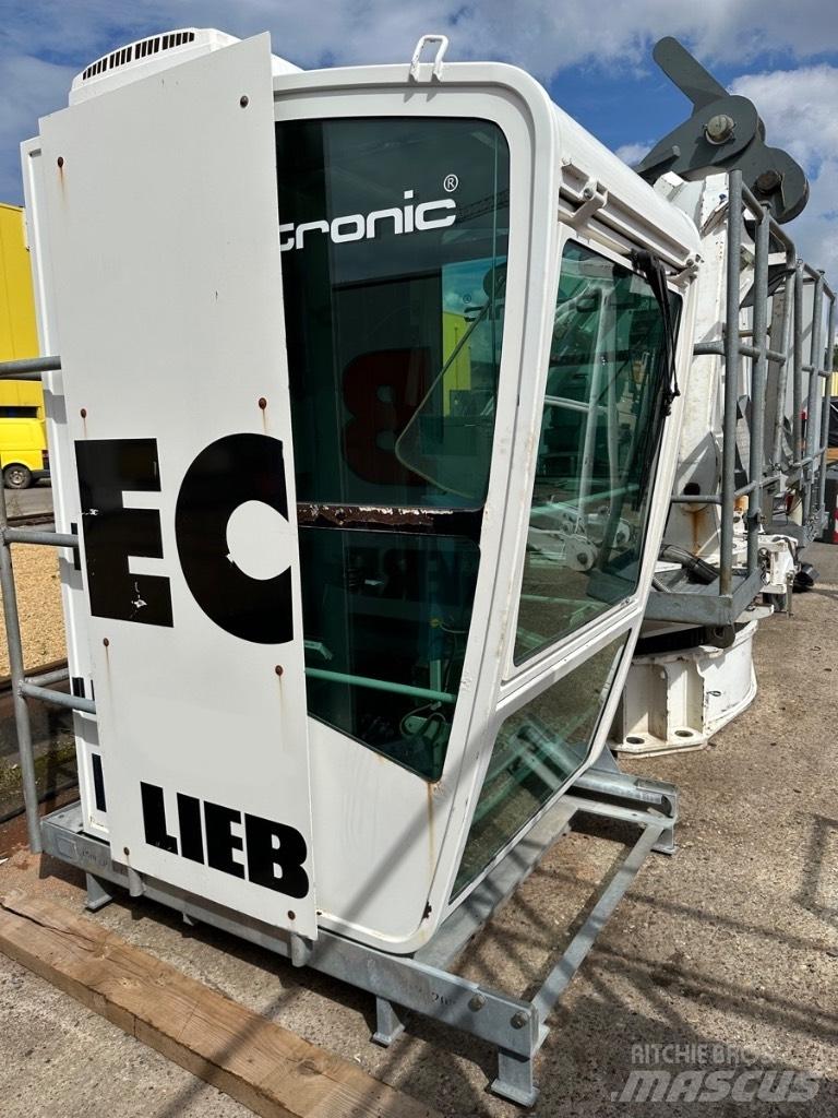 Liebherr 150 ECB 8 Torņa krāni