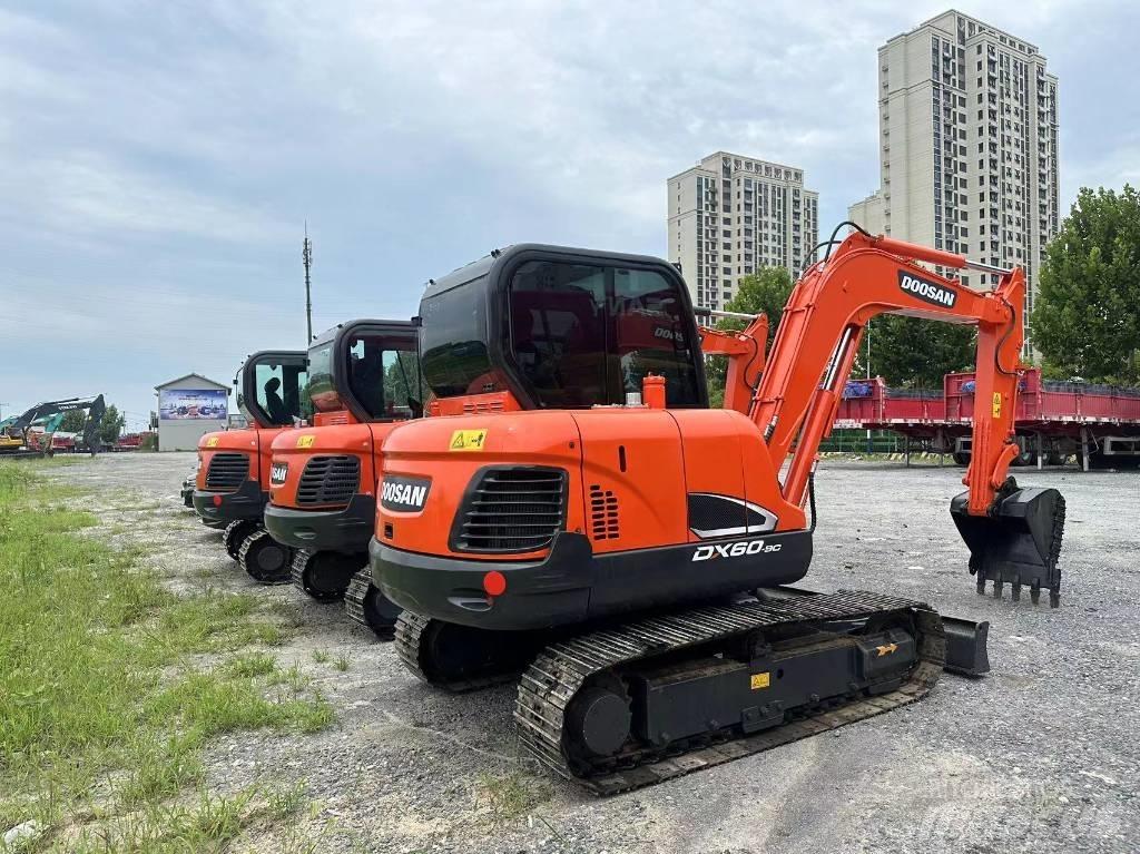 Doosan DX60-9 Mini ekskavatori < 7 t