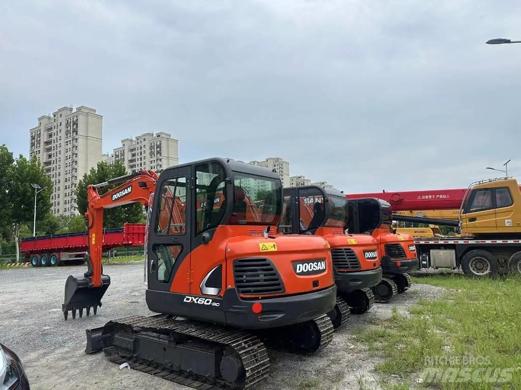 Doosan DX60-9 Mini ekskavatori < 7 t