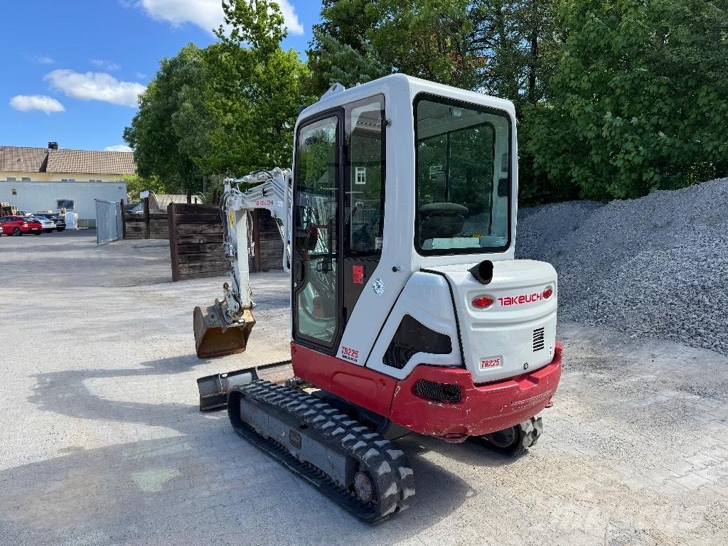 Takeuchi TB 225 Mini ekskavatori < 7 t