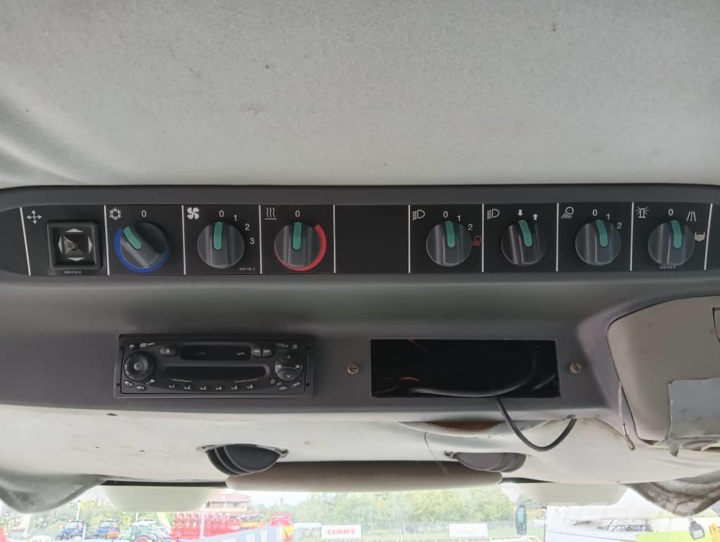 CLAAS Lexion 470 Ražas novākšanas kombaini