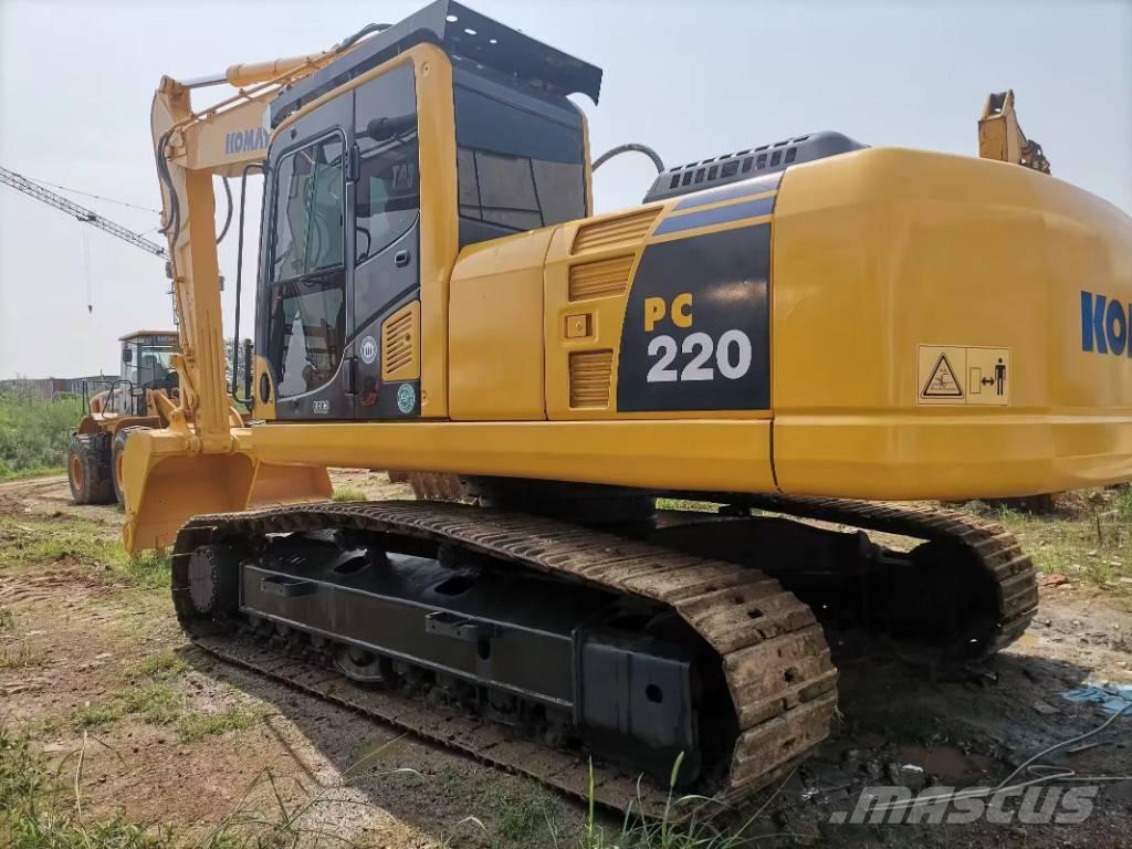 Komatsu PC 220-8 Kāpurķēžu ekskavatori