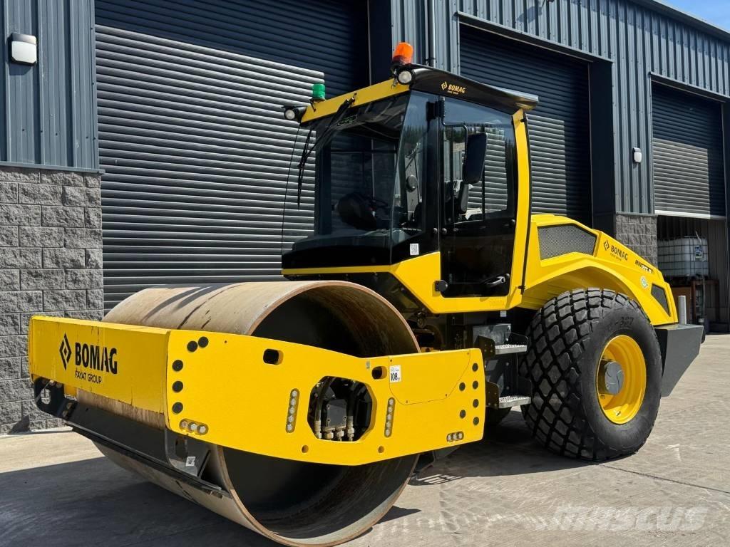 Bomag BW 213 D H-2 Vienvalča grunts veltņi