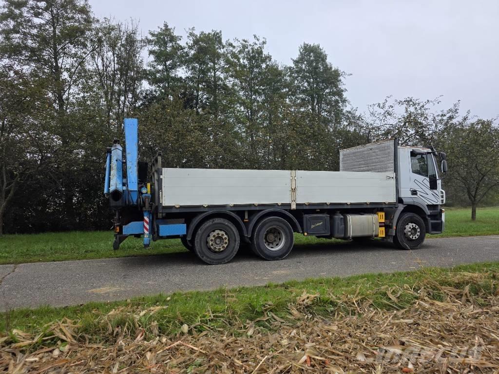 Iveco Stralis AD 420+ Platformas/izkraušana no sāniem