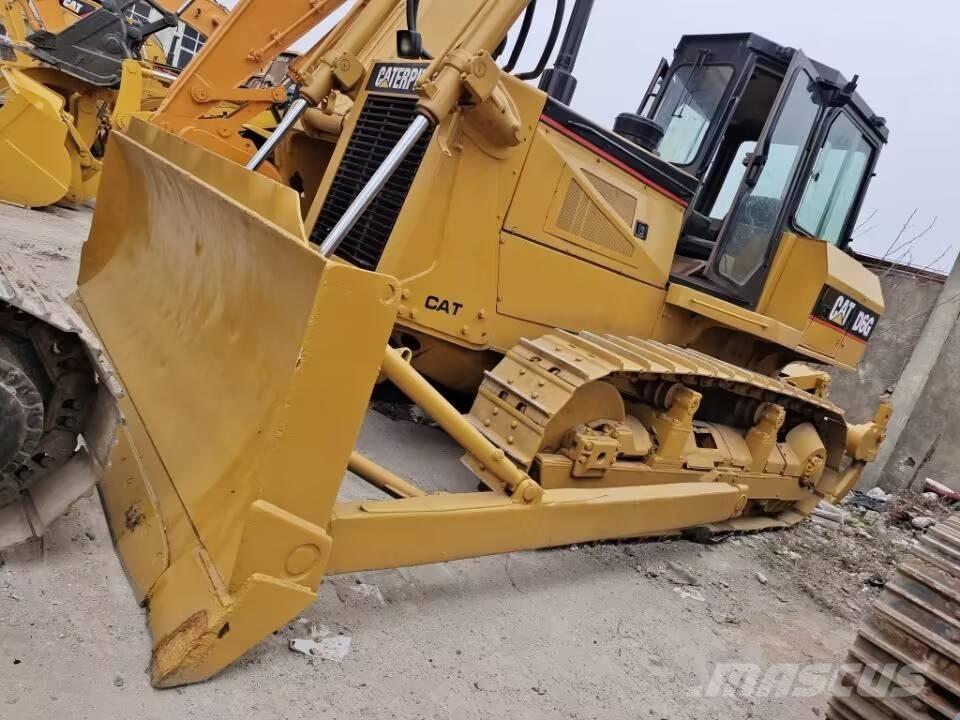 CAT D 6 G Kāpurķēžu buldozeri