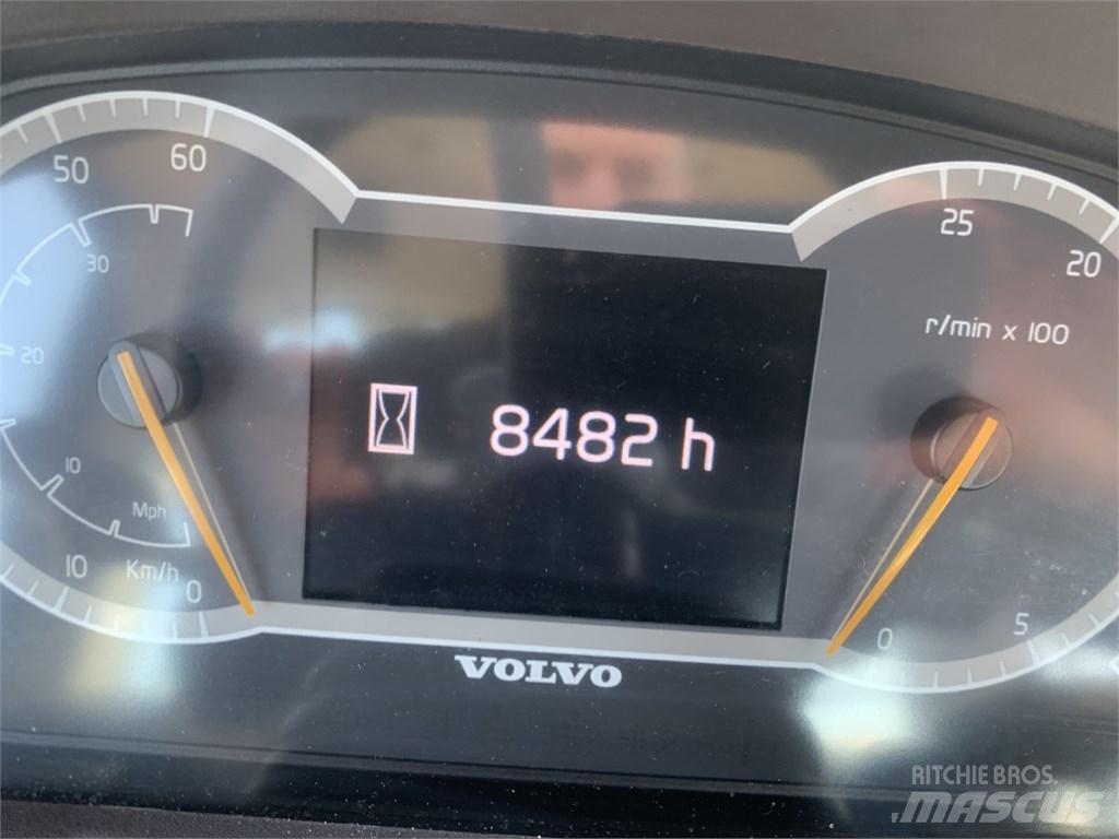 Volvo L 70 H Iekrāvēji uz riteņiem