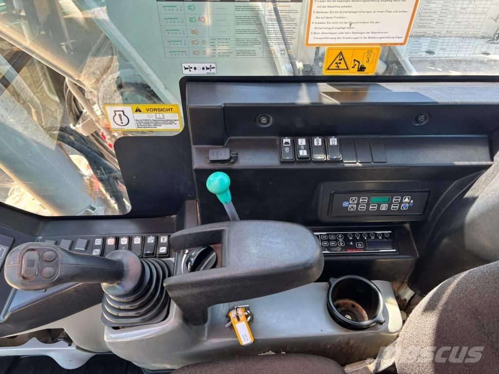 Takeuchi TB 2150 R Kāpurķēžu ekskavatori