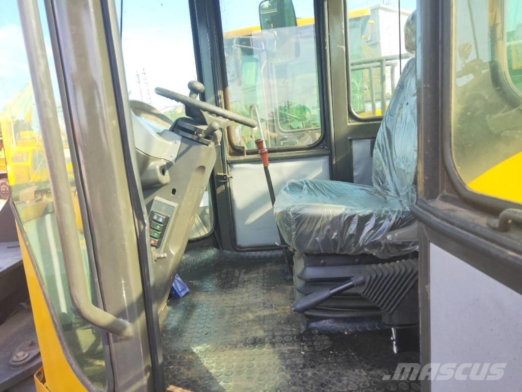 SDLG LG 953 L Iekrāvēji uz riteņiem