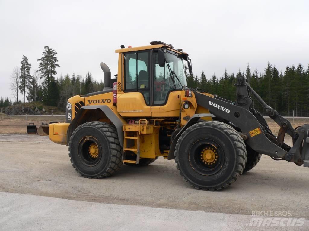 Volvo L 90 F Iekrāvēji uz riteņiem