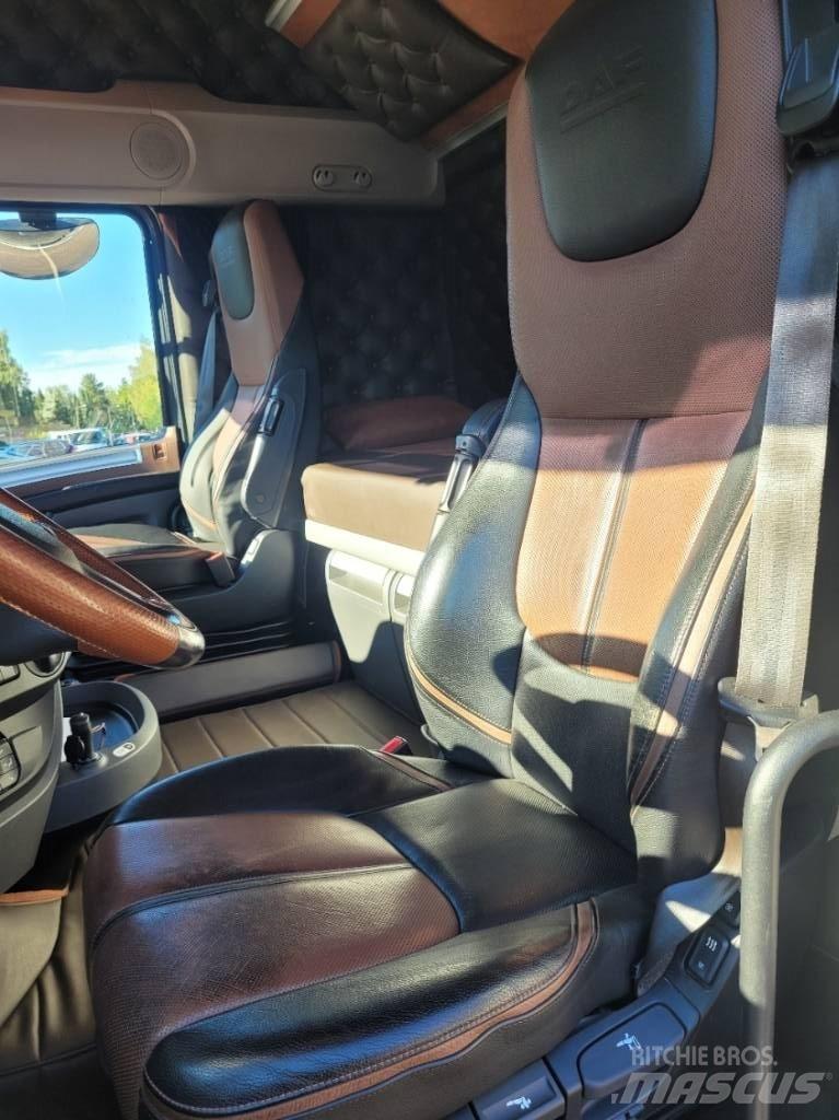 DAF XF.530.FAD Šasija ar kabīni