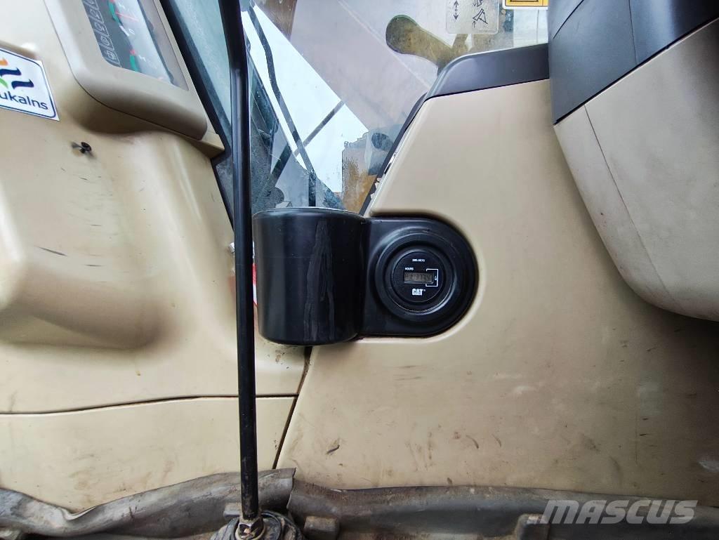 CAT 311 C Kāpurķēžu ekskavatori