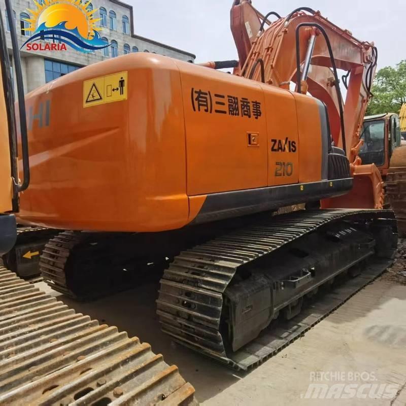 Hitachi ZX 210 Kāpurķēžu ekskavatori