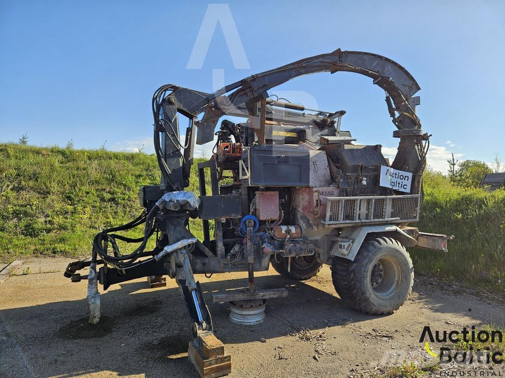 Mus-Max 7 Koksnes šķeldotāji