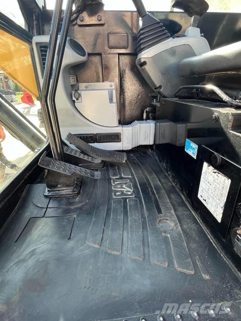 CAT 305.5 E2 Mini ekskavatori < 7 t