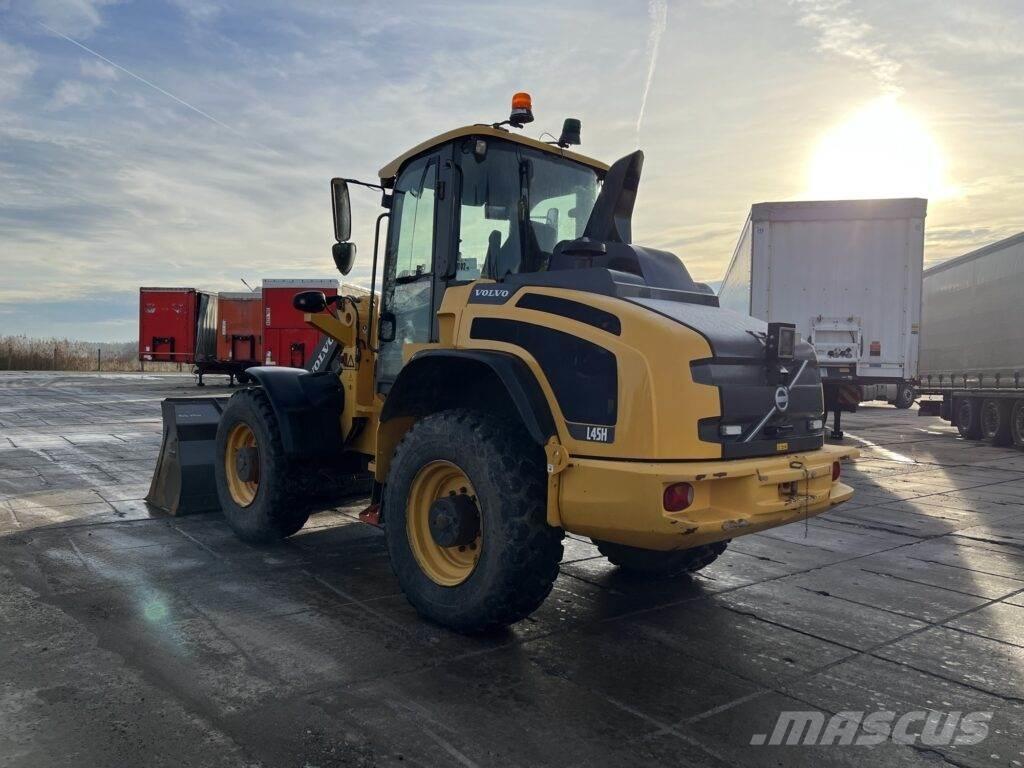 Volvo L45H Lietoti riteņu kompaktiekrāvēji