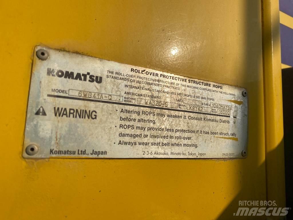 Komatsu WA 320-5 Iekrāvēji uz riteņiem