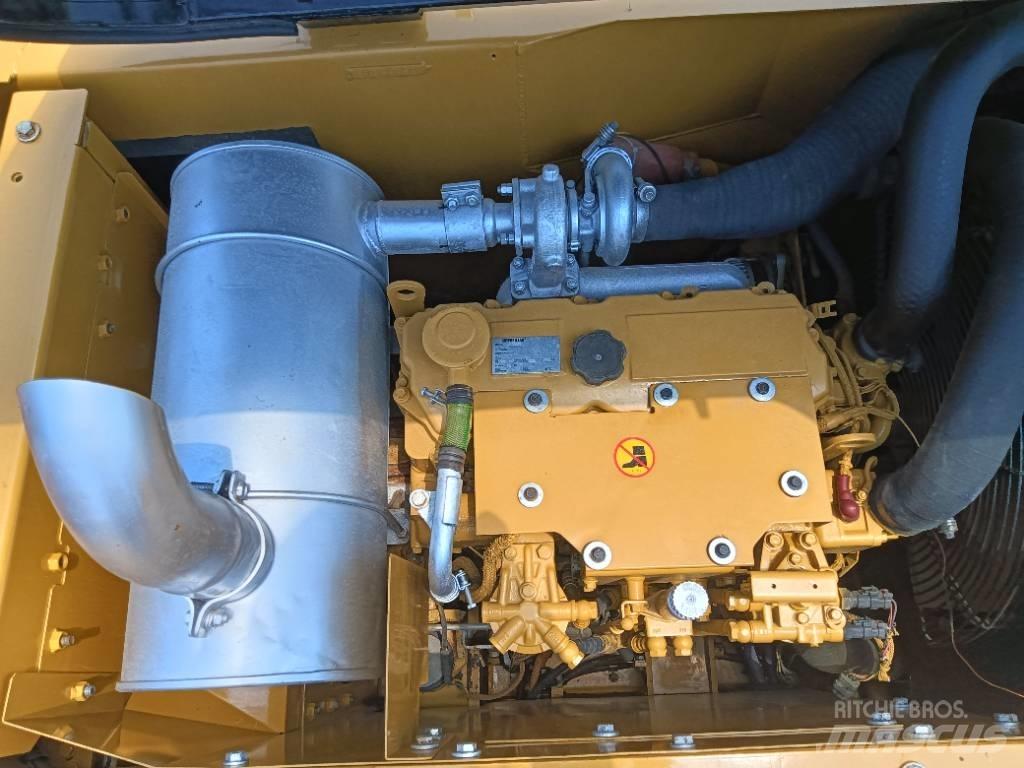 CAT 315D2GC Vidēja lieluma ekskavatori 7 t - 12 t