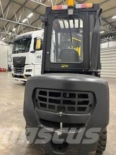 Hangcha CPCD35-XW97F Tehnika ar dīzeļa dzinēju