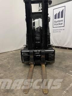 Hangcha CPCD35-XW97F Tehnika ar dīzeļa dzinēju