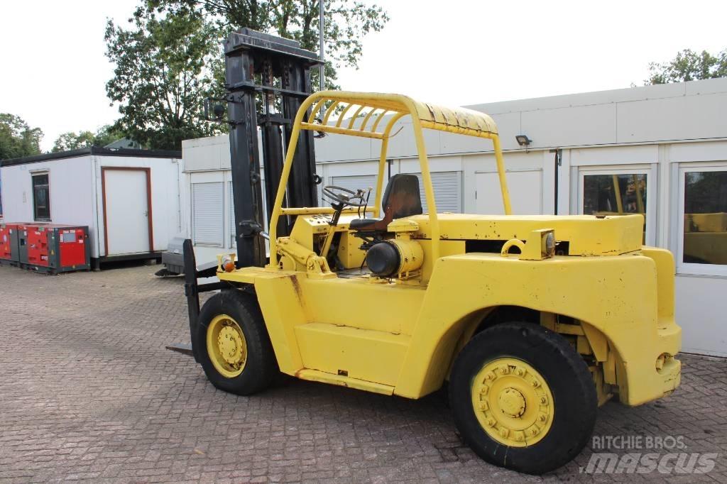 TCM FD100 Tehnika ar dīzeļa dzinēju