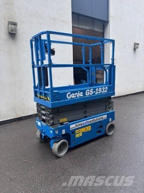 Genie GS 1932 Šķerveida pacēlāji