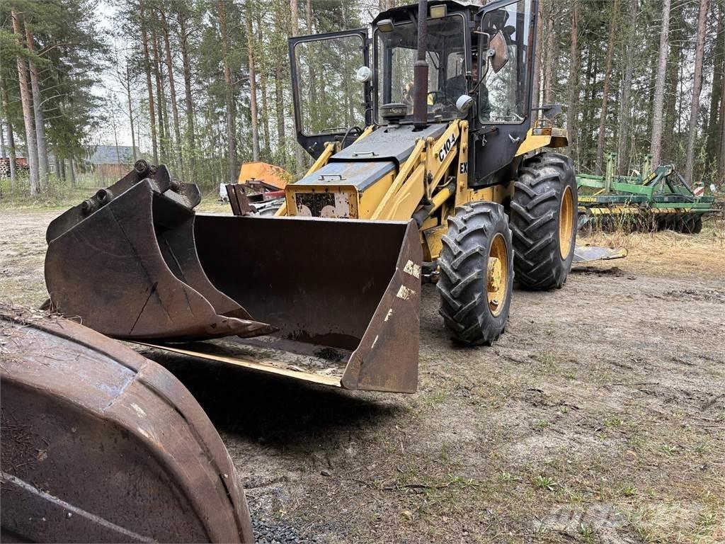 Lännen C10 EX 4*4 Ekskavatori-iekrāvēji