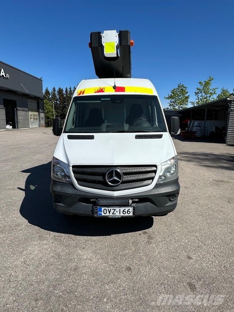 VERSALIFT VDT-170-F Pacēlāji uz automašīnas bāzes