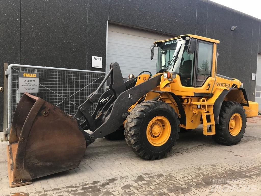 Volvo L90F Iekrāvēji uz riteņiem