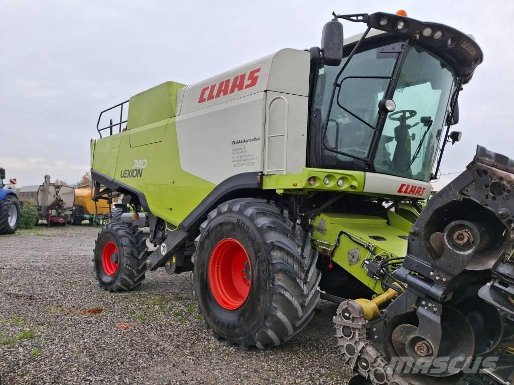 CLAAS Lexion 740 Ražas novākšanas kombaini