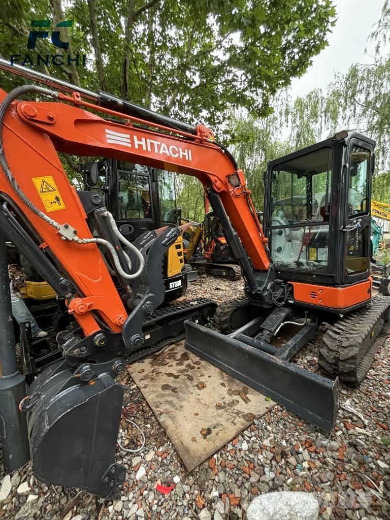 Hitachi ZX35 Kāpurķēžu ekskavatori
