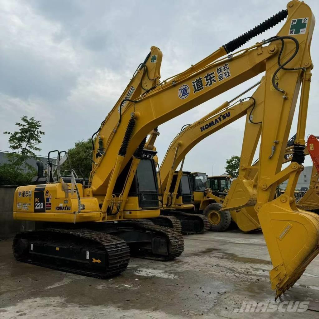 Komatsu PC 220-8 Kāpurķēžu ekskavatori