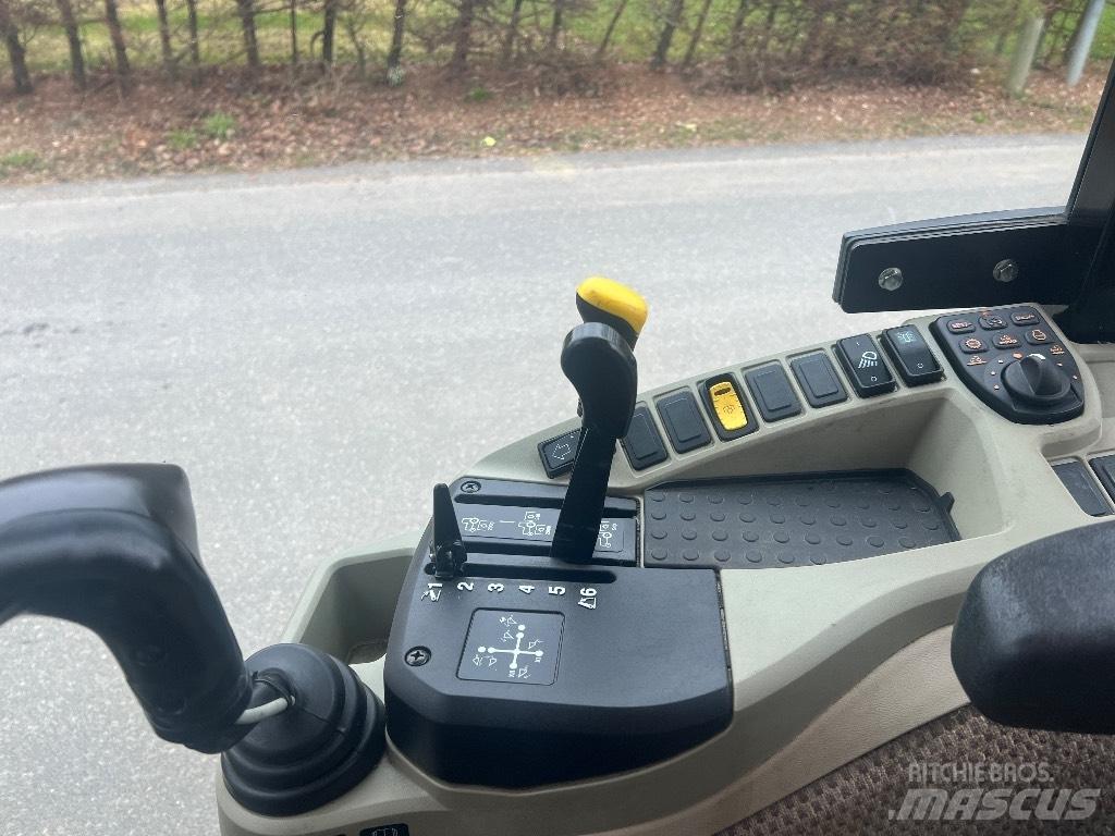 John Deere 3046 R Kompaktie traktori