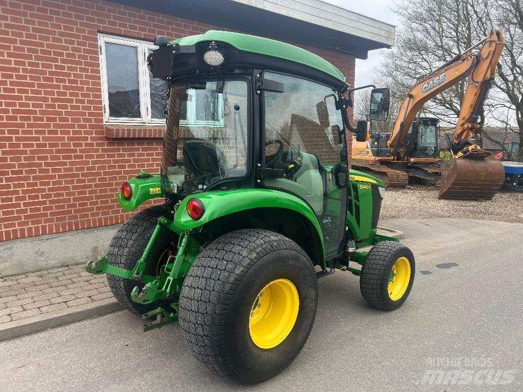 John Deere 3046 R Kompaktie traktori