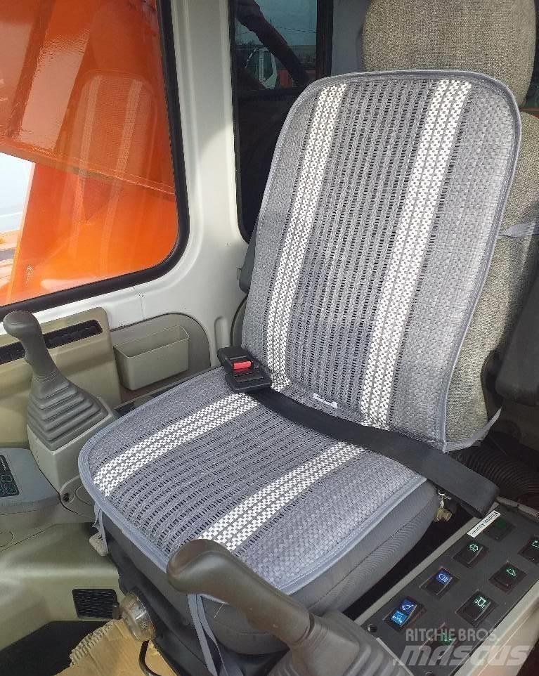 Daewoo 520 LCV Kāpurķēžu ekskavatori