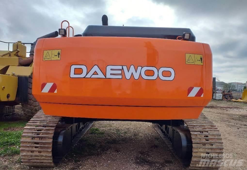 Daewoo 520 LCV Kāpurķēžu ekskavatori