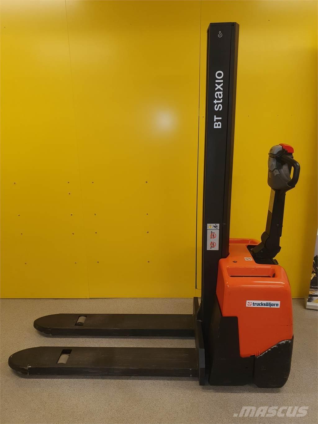 BT HWE100 Pašgājēji krautnētāji